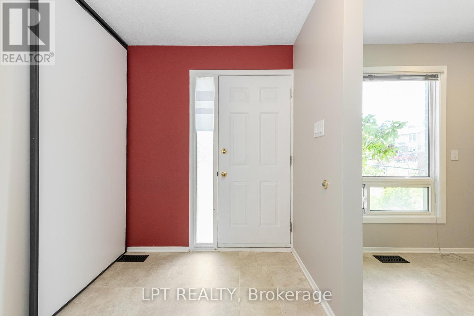 2286 COTTERS CRESCENT