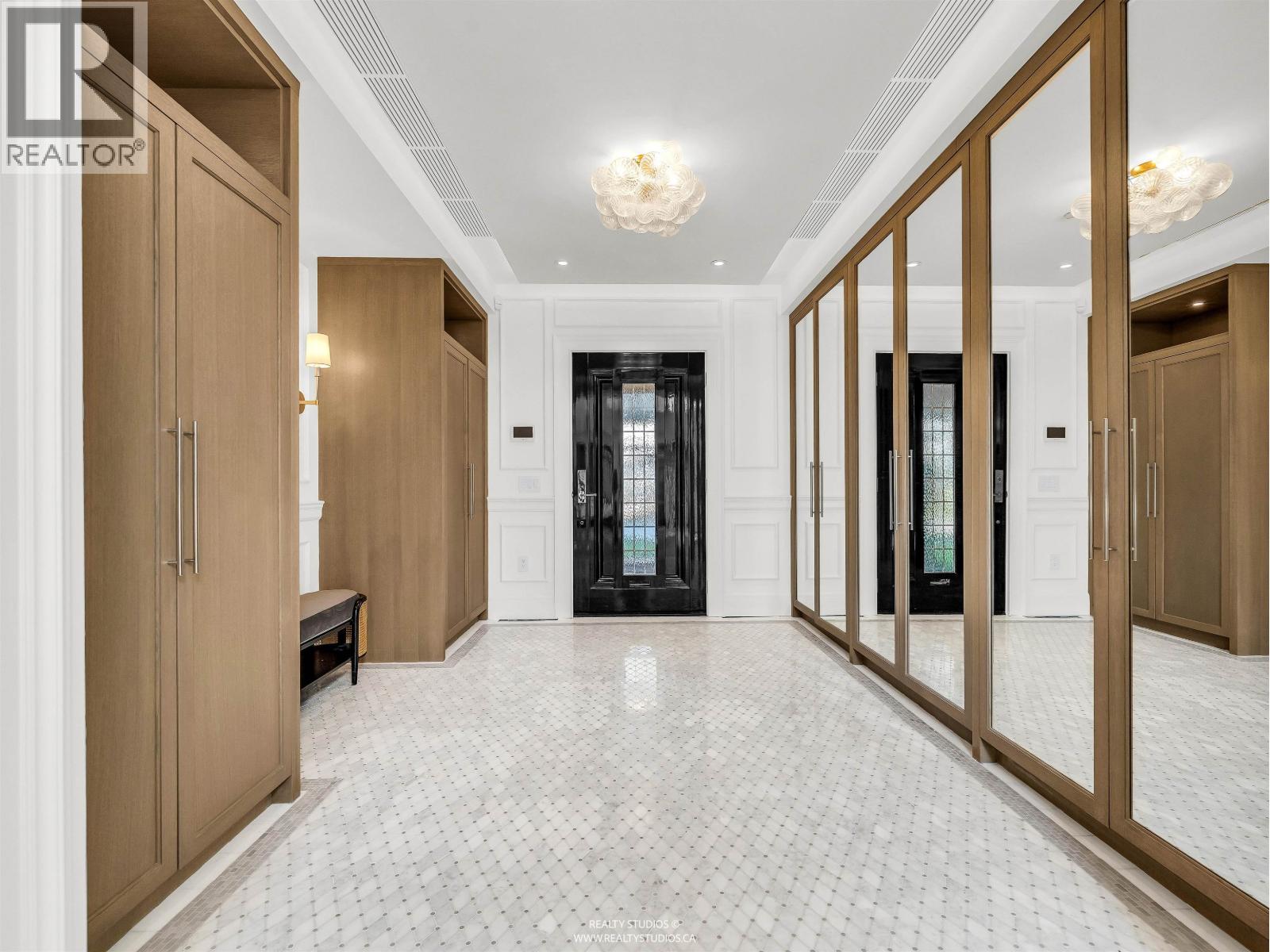 2050 SW MARINE DRIVE