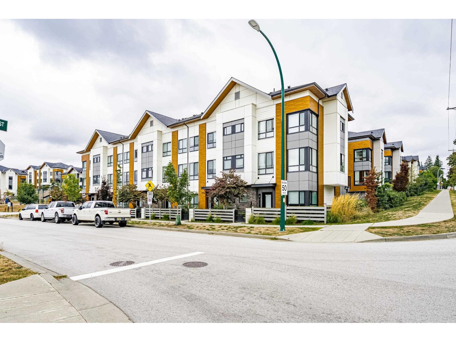 3 15151 EDMUND DRIVE