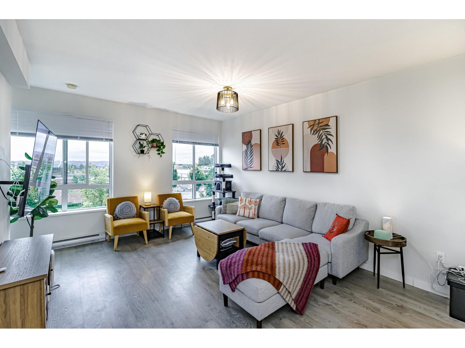 3 15151 EDMUND DRIVE