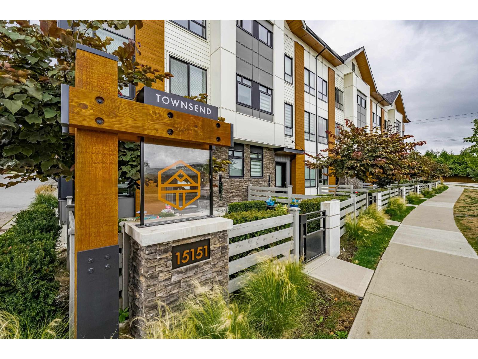 3 15151 EDMUND DRIVE