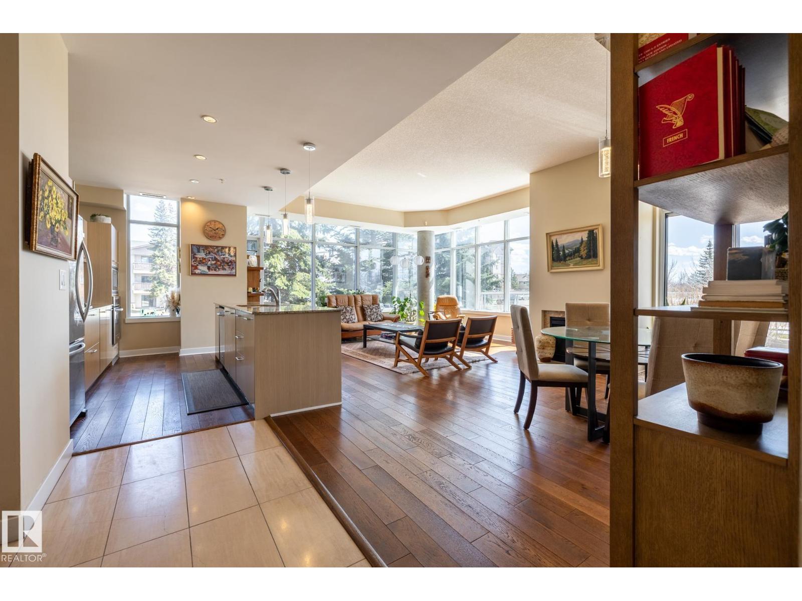 #S113 2504 109 ST NW