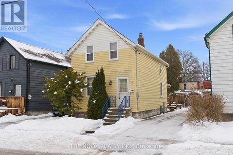 115 BANTING AVENUE Oshawa (Central) ON L1H2M5