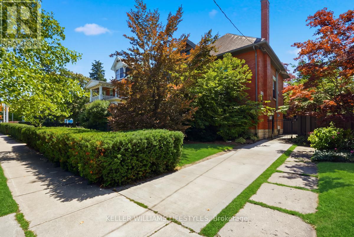 203 CHEAPSIDE STREET