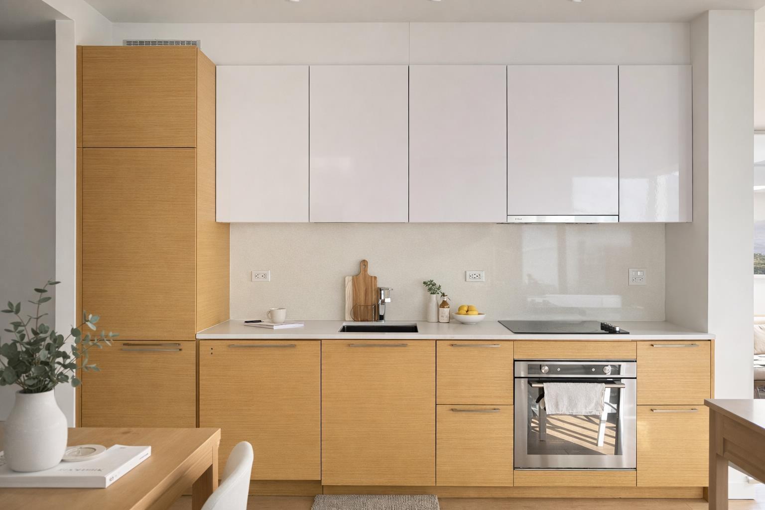 3203 13438 CENTRAL AVENUE