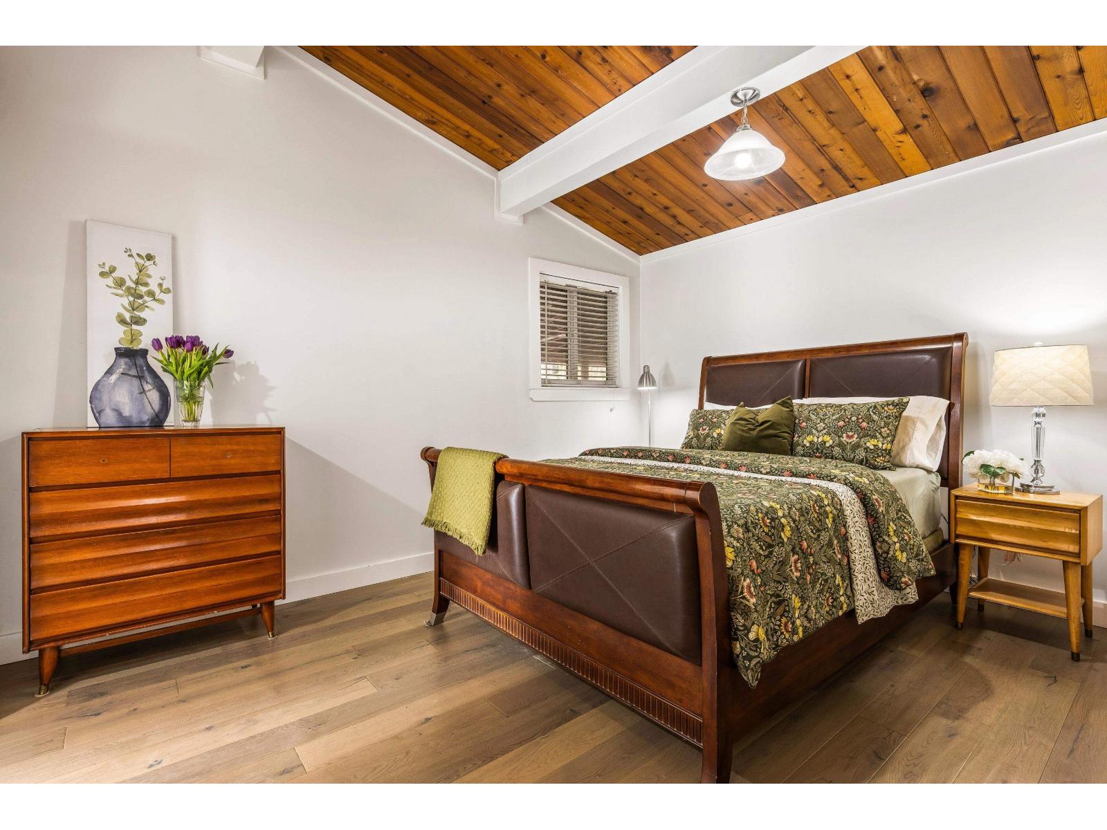 649 MOUNTAIN VIEW ROAD|Cultus Lake North