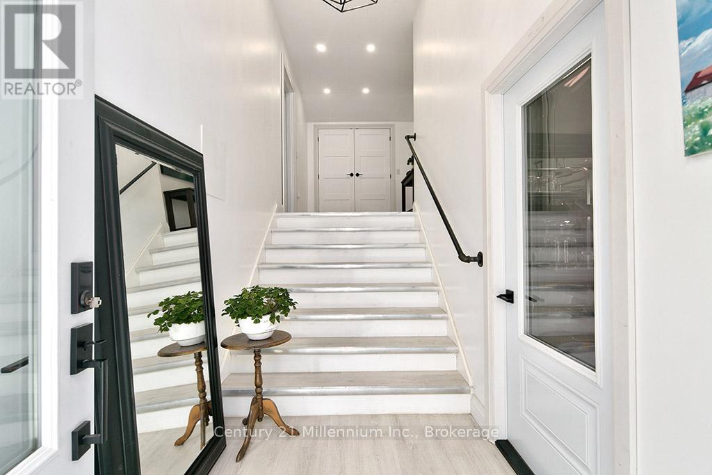 727302 22 C SIDE ROAD