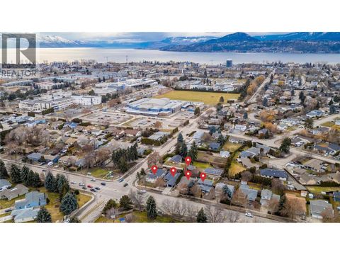 1198 Raymer Avenue Kelowna BC V1Y5A1