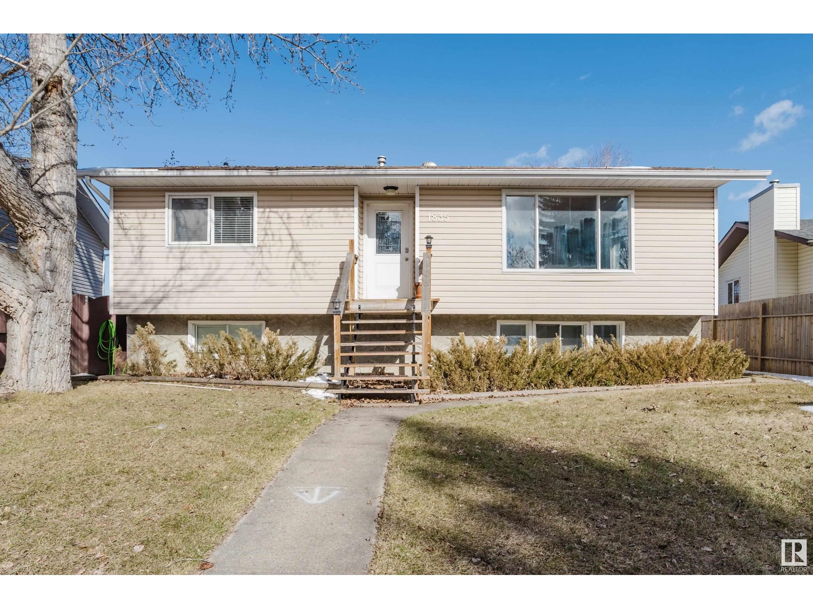 1835 56 ST NW NW