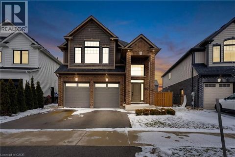 153 SUSAN Drive Fonthill ON L3E0B2