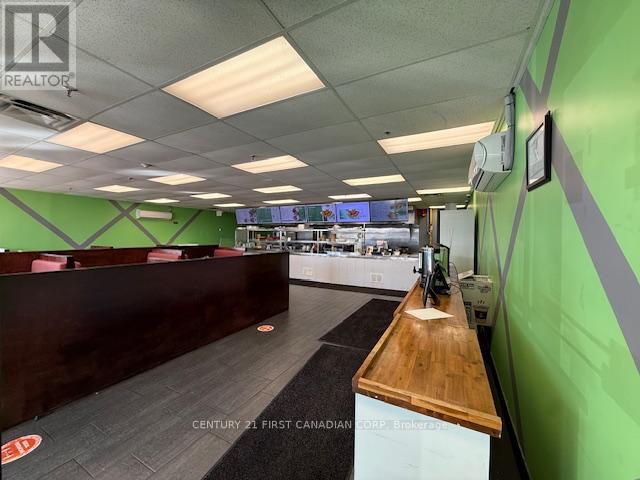 1362 LAMBTON MALL ROAD