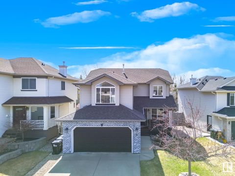 5 HIGHGROVE TC Sherwood Park AB T8A6G7