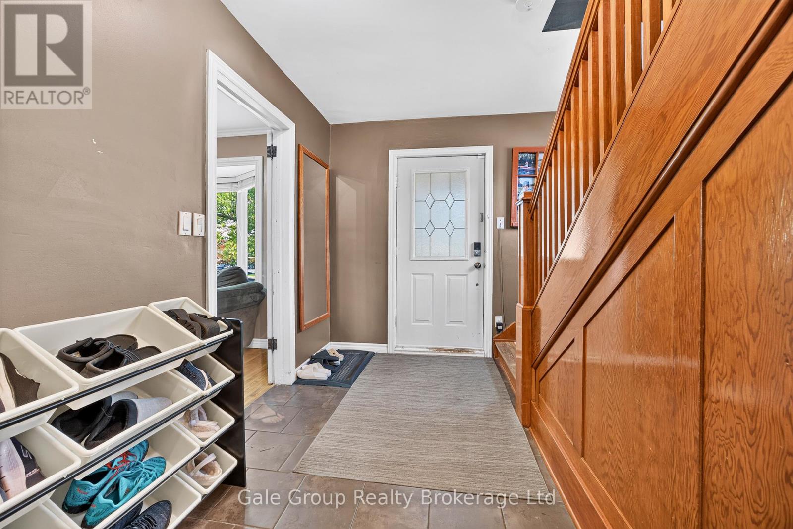 7 FIDLER AVENUE