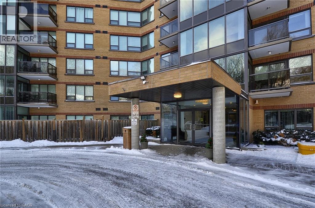 237 KING Street W Unit# 1305