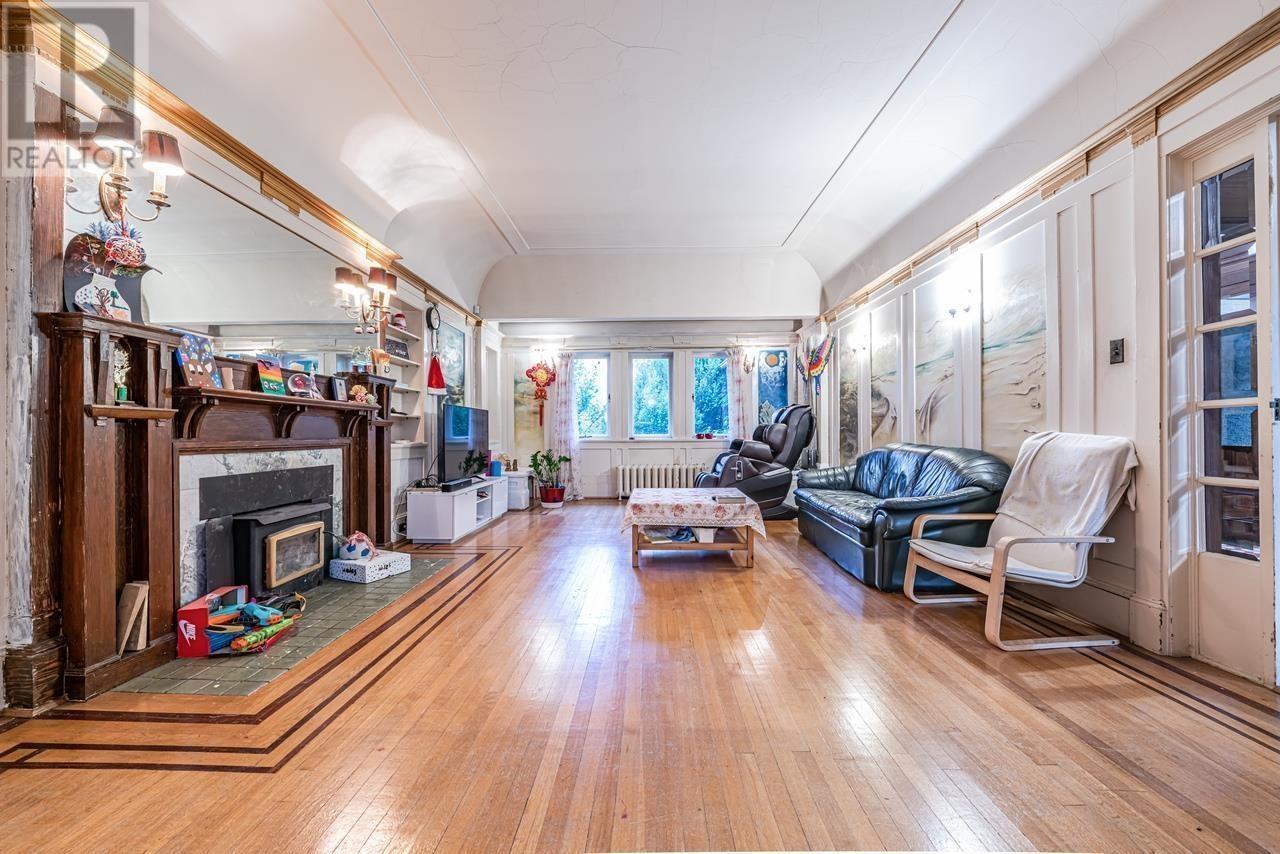 1790 ANGUS DRIVE