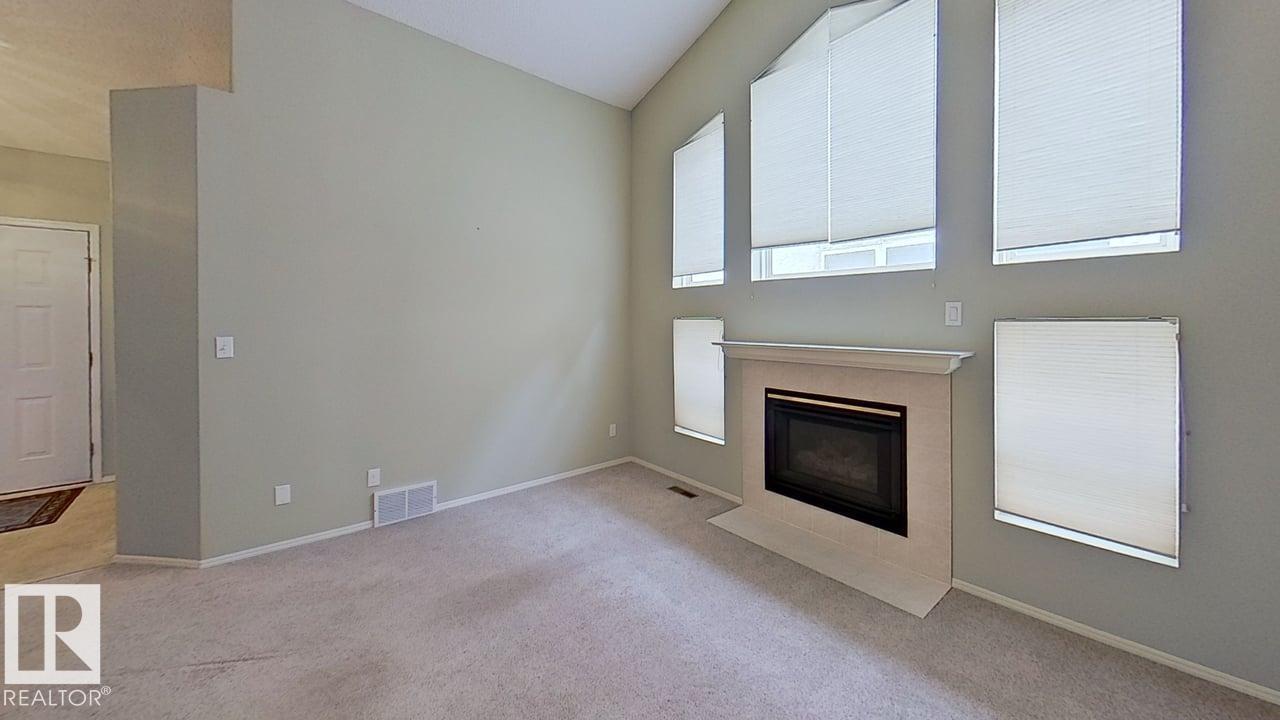 #51 9718 176 ST NW