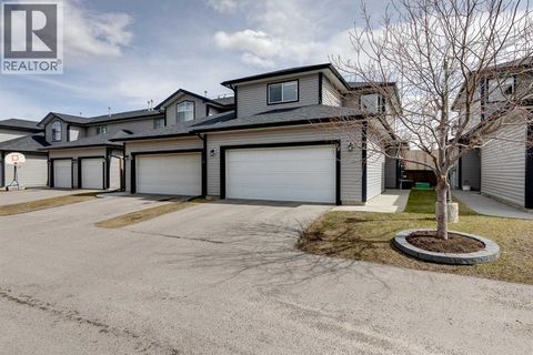 15, 102 Canoe Square SW Airdrie AB T4B2Z1