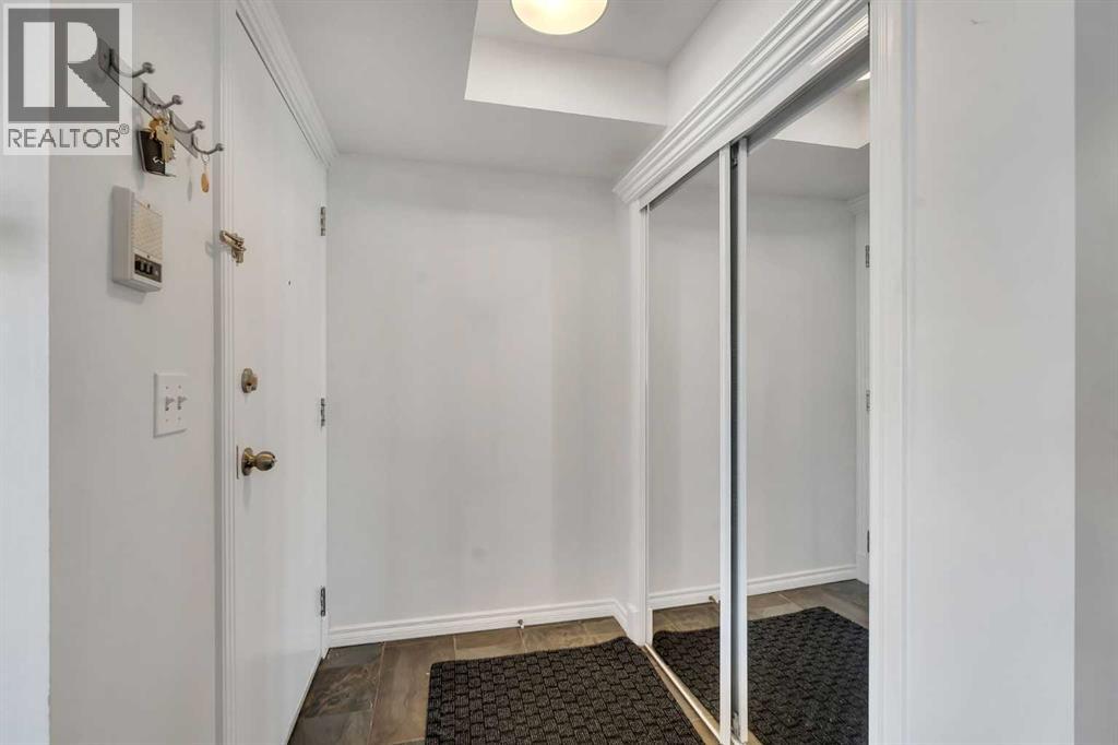 201, 215 17 Avenue NE