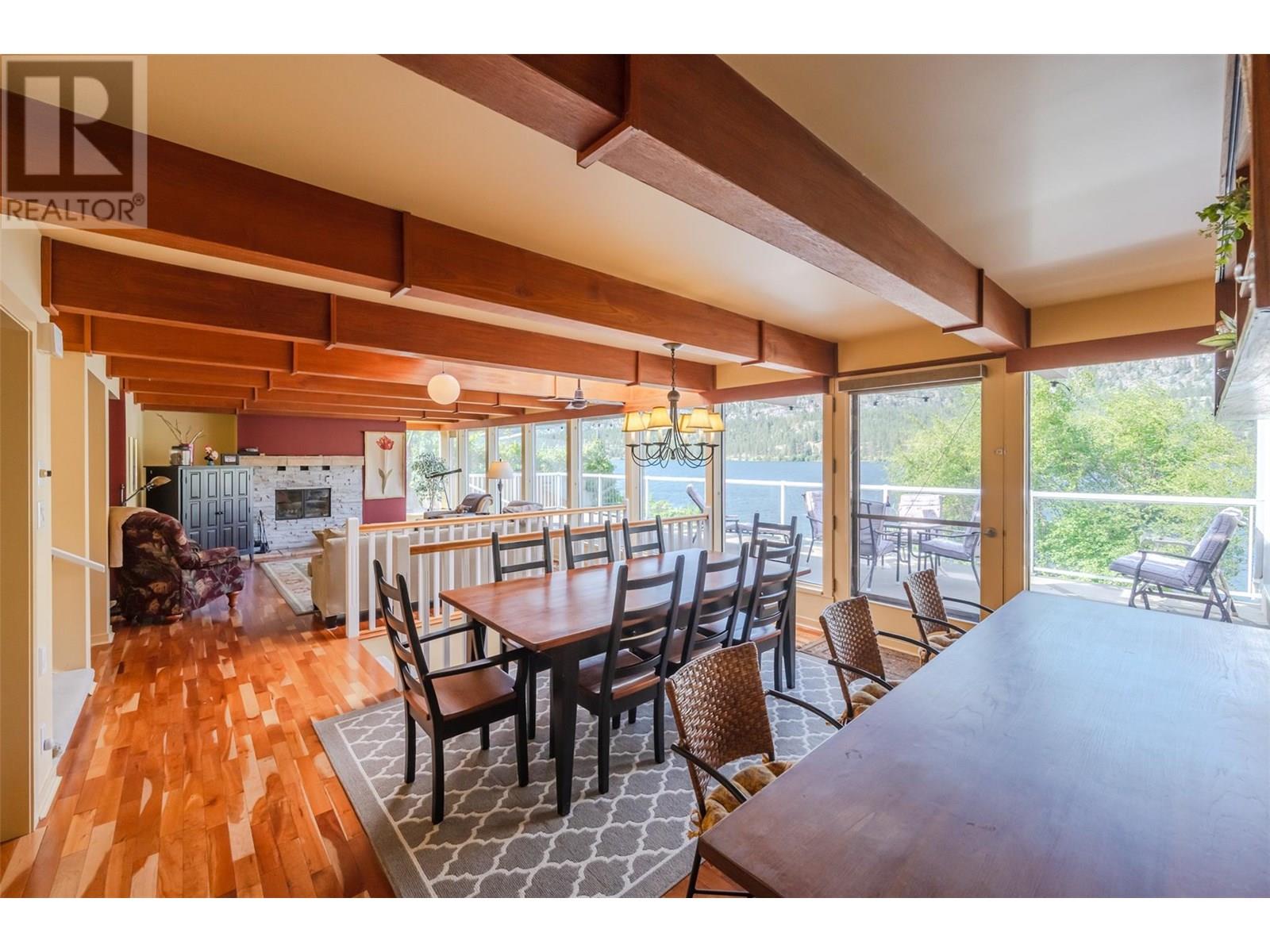 3120 Vaseux Lake Crescent