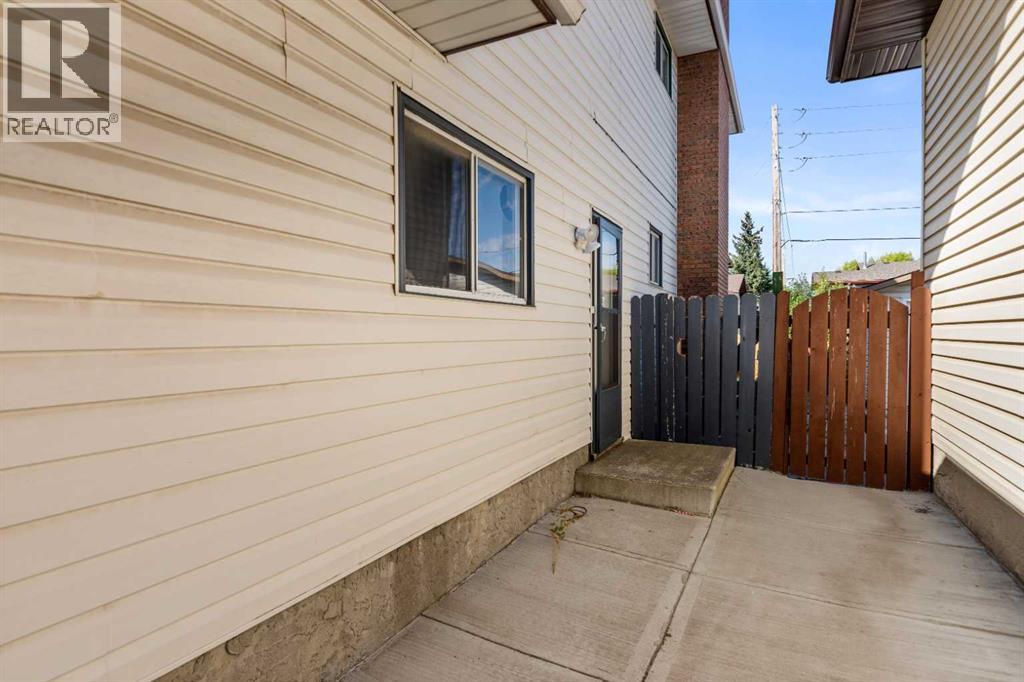 83 Templevale Way NE