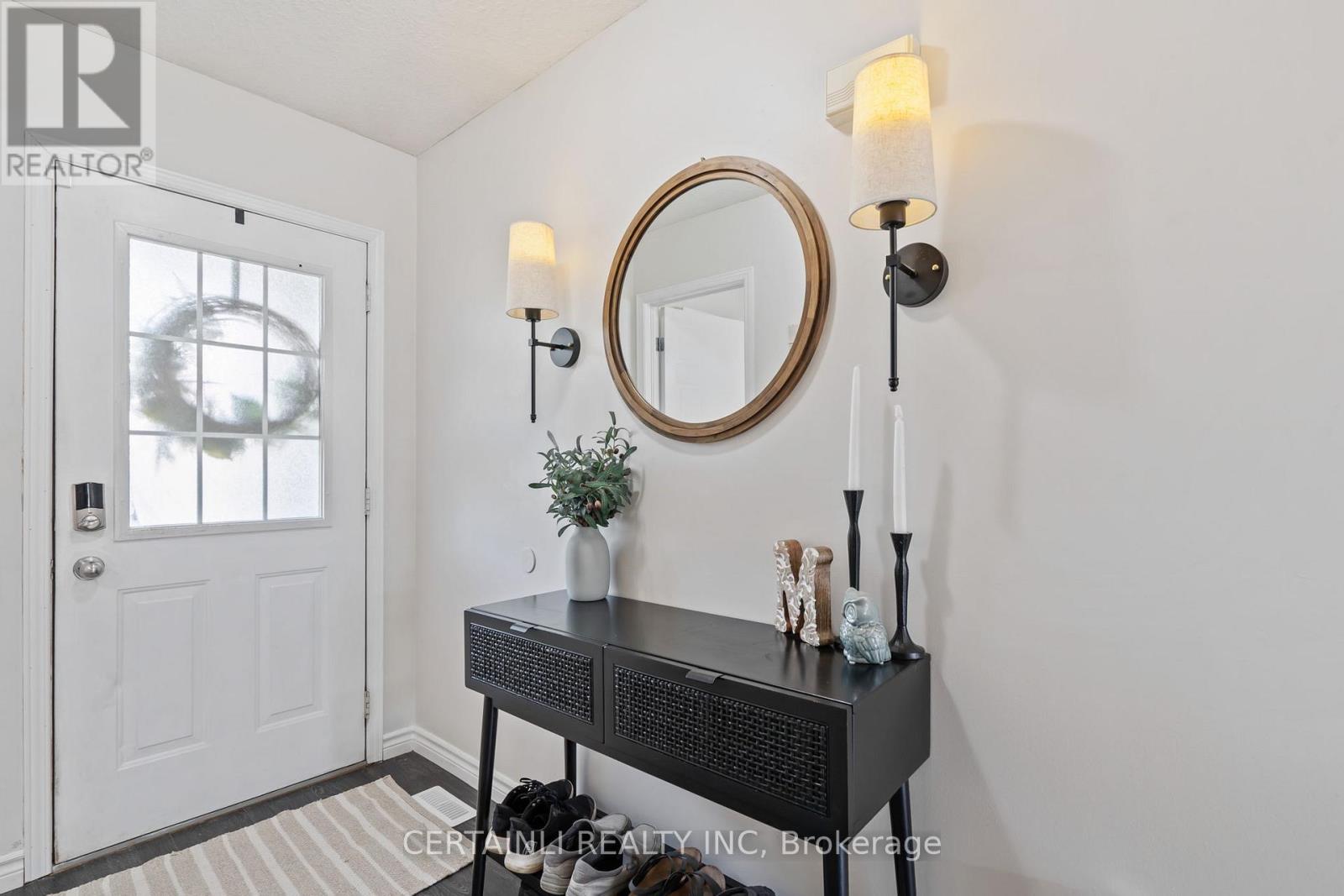 583 FIELDGATE CIRCLE