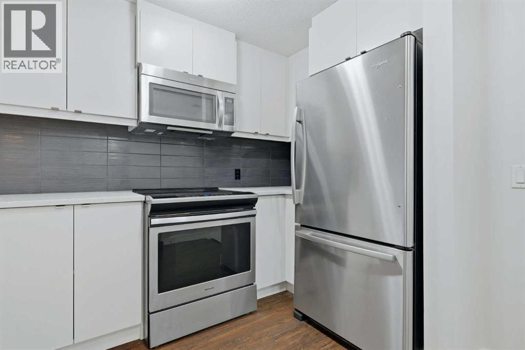 306, 25 Aspenmont Heights SW