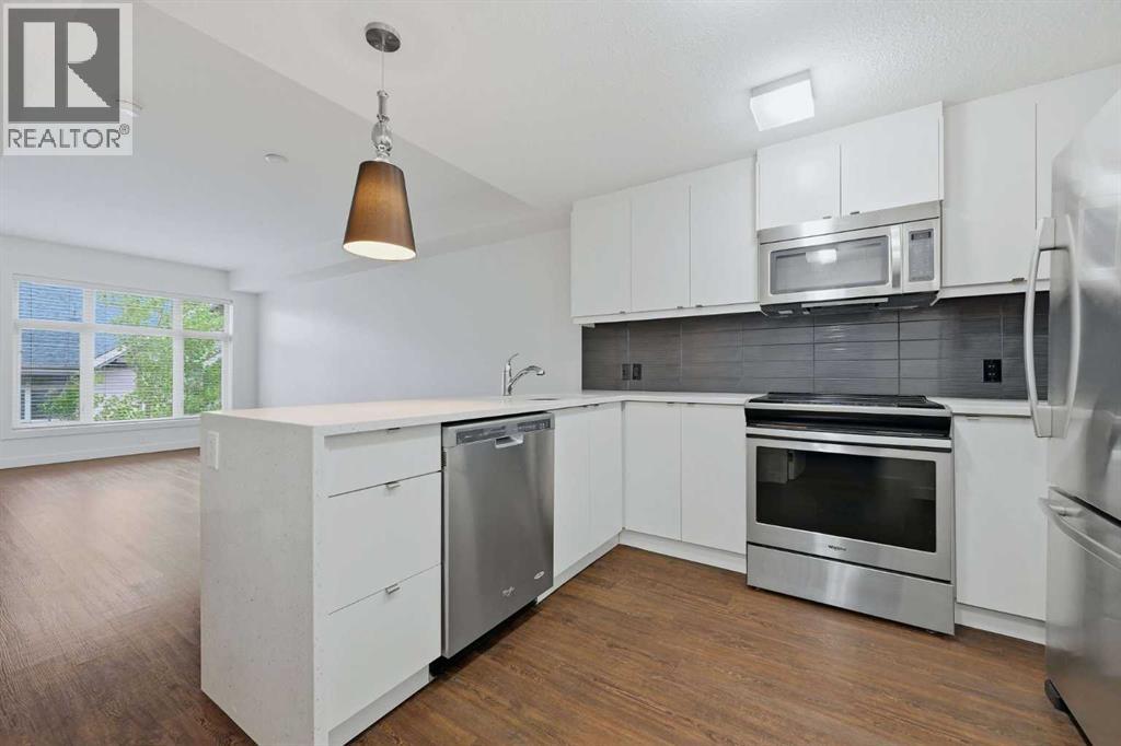 306, 25 Aspenmont Heights SW