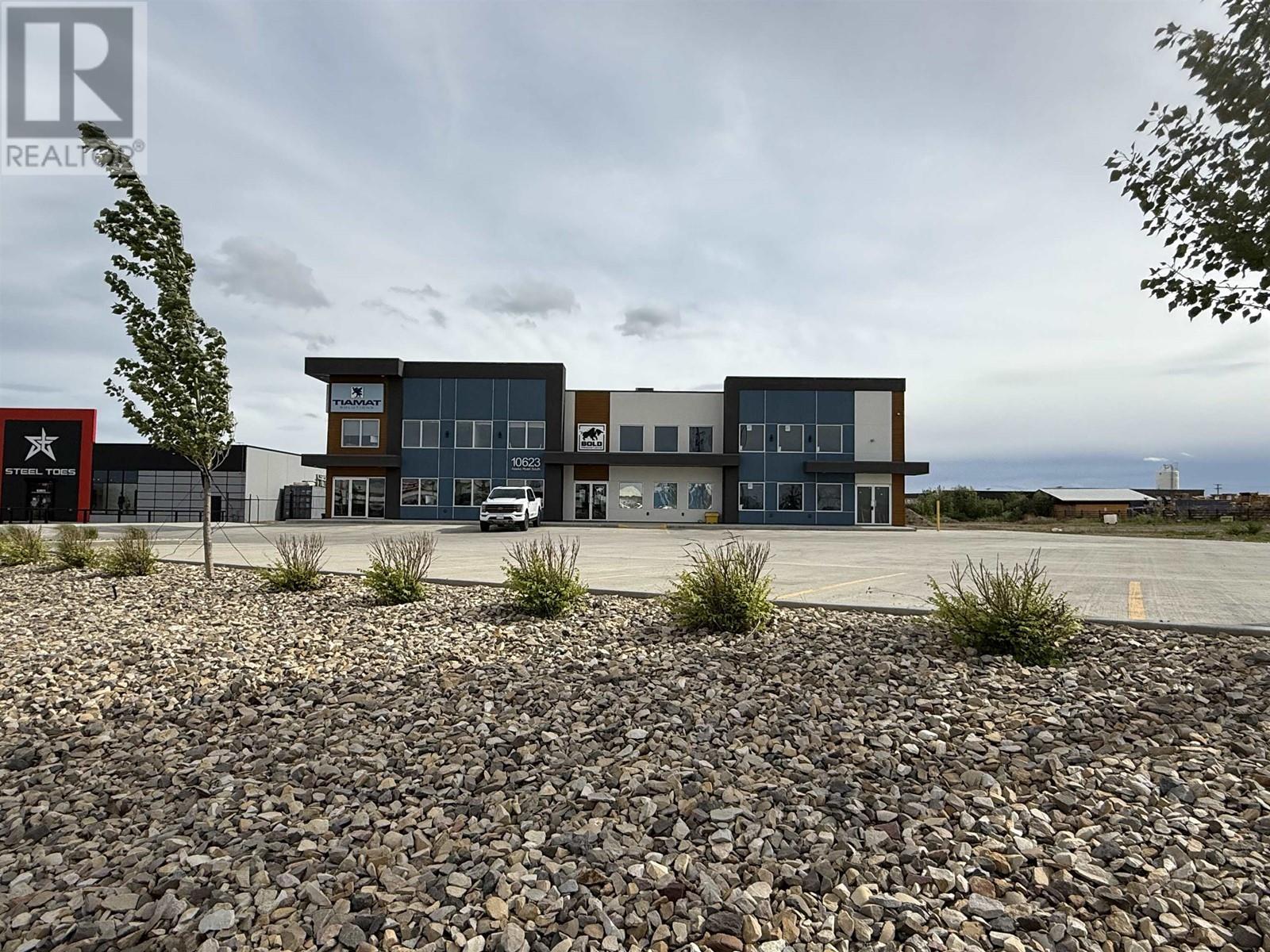 3 10623 ALASKA HIGHWAY