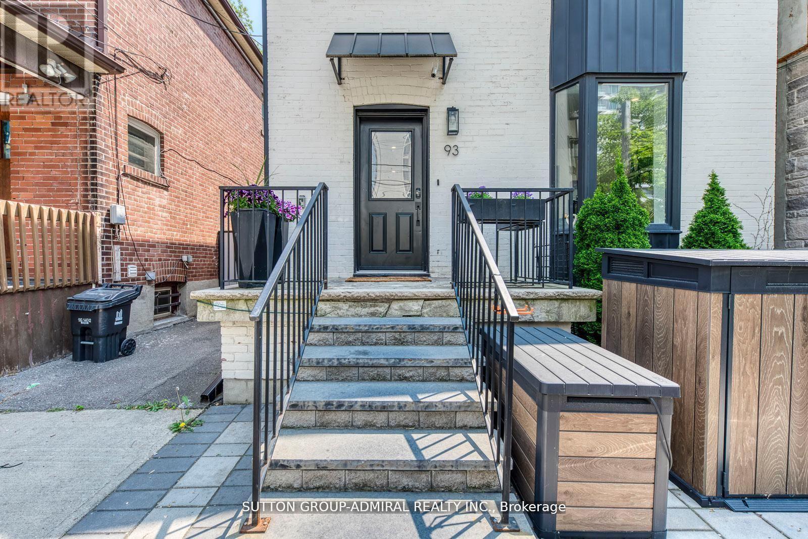 93 SOUDAN AVENUE