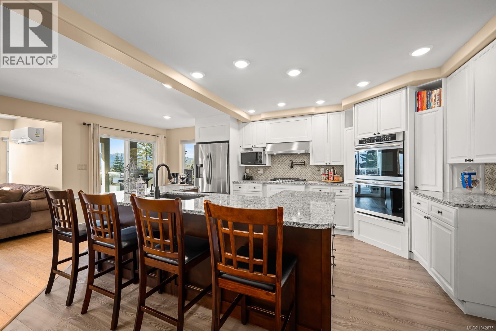 1418 Valley View Dr