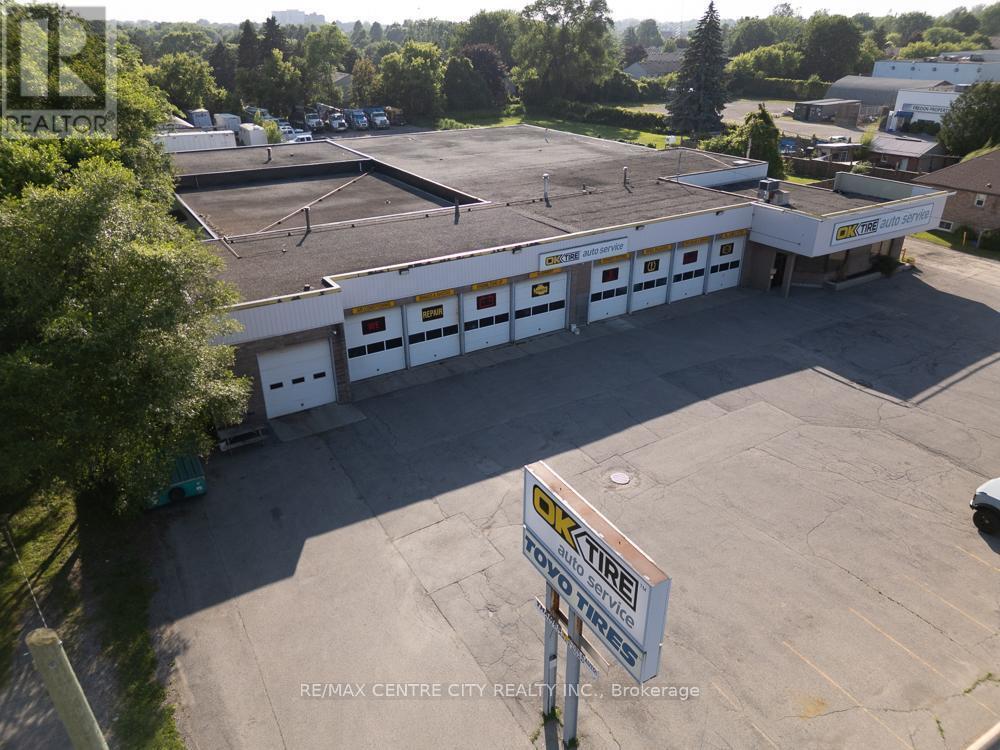 563 CLARKE ROAD