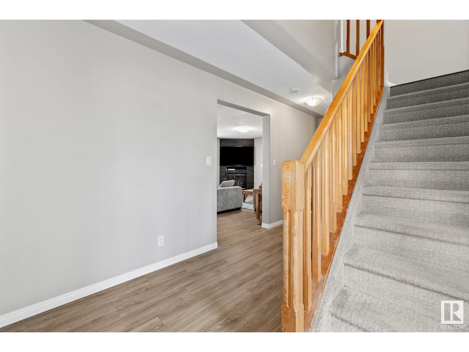 18213 106A ST NW