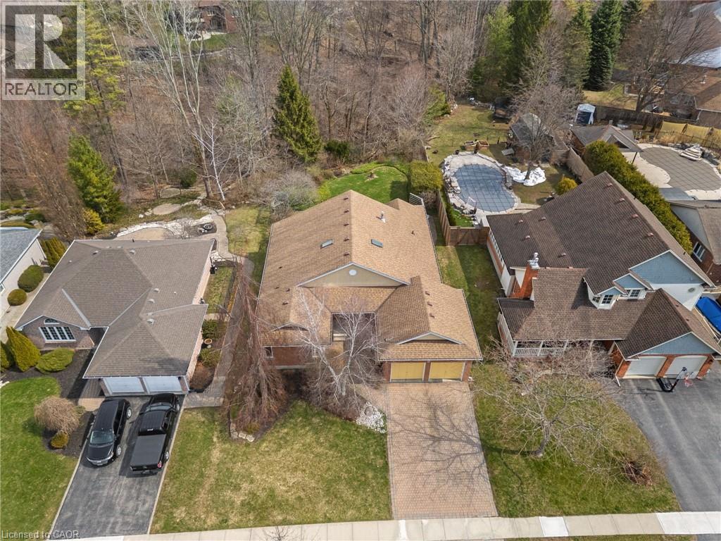 46 SOMERSET Drive