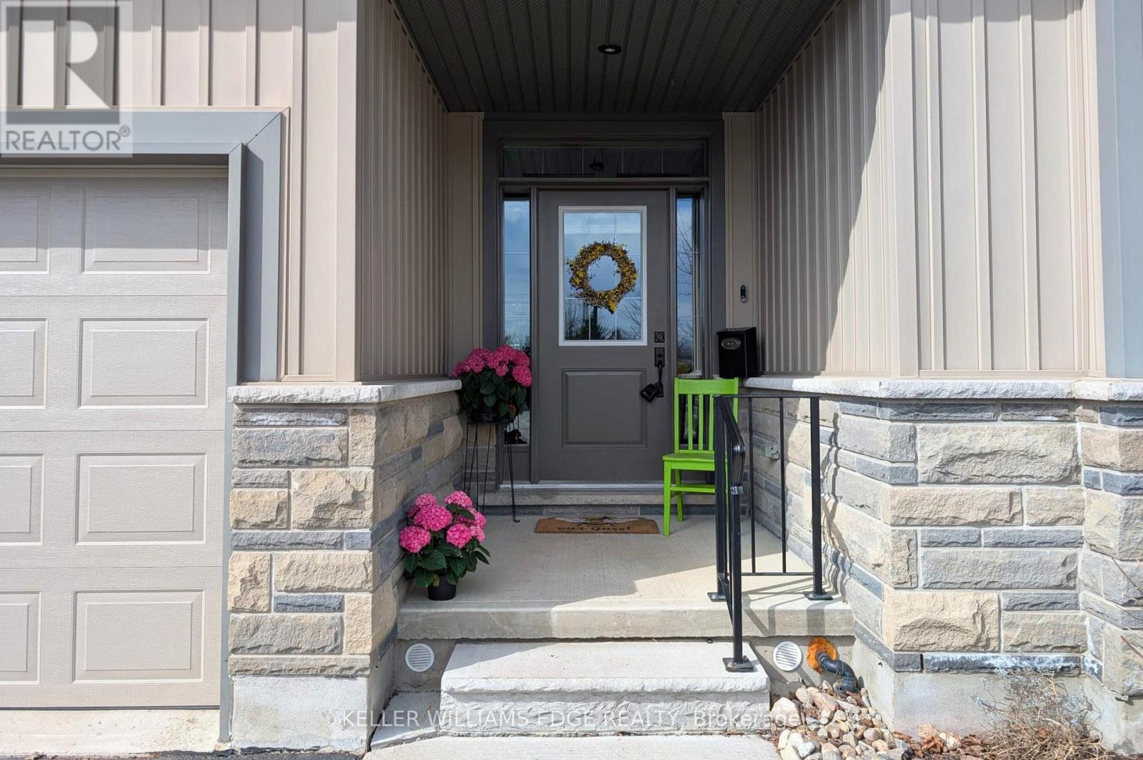 7 - 250 HOSTETLER ROAD