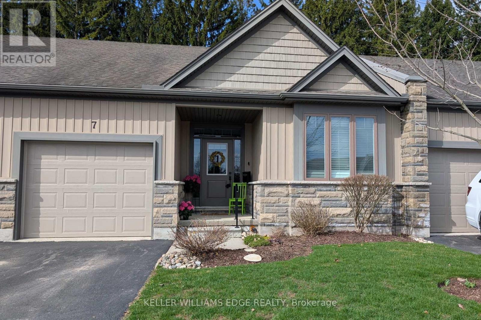 7 - 250 HOSTETLER ROAD