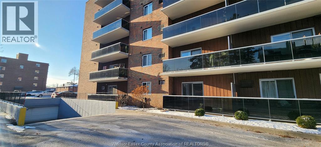 3905 RIVERSIDE DRIVE East Unit# 407