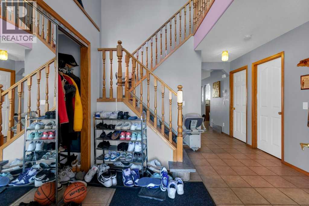 442 Saddlecreek Way NE