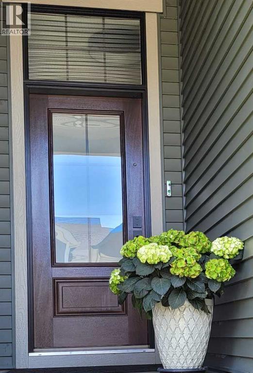 352 Coopersfield Rise SW