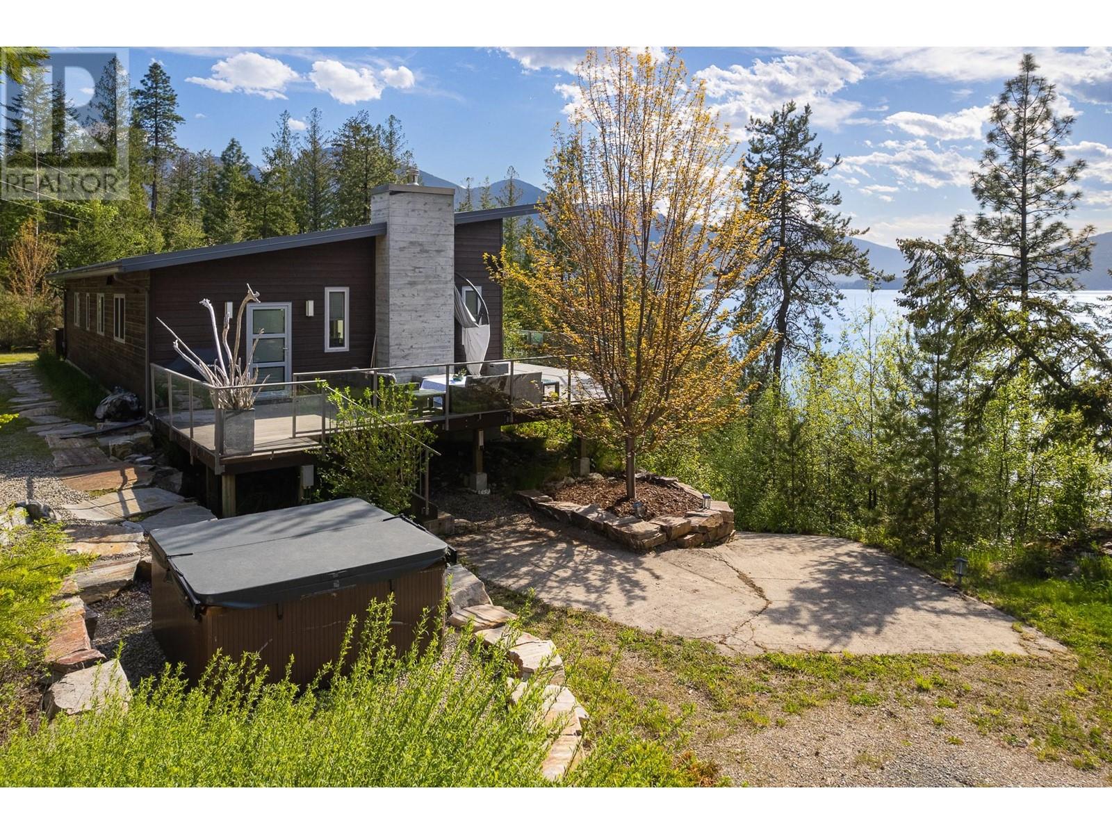 17246 PILOT BAY Road