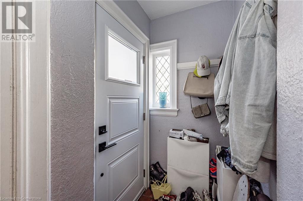 527 KINGSTON Road