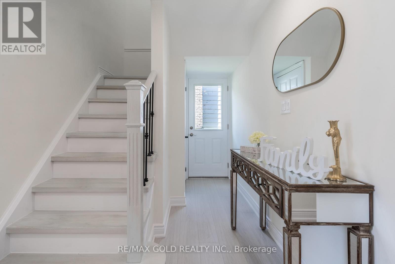 384 WESTWOOD DRIVE