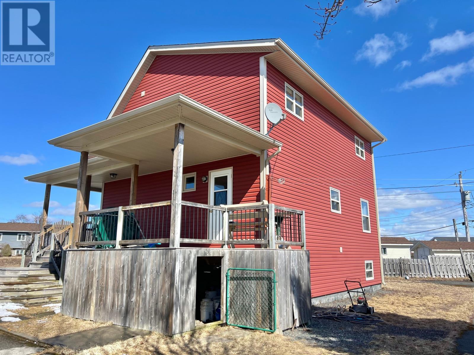 7 Spruce Place