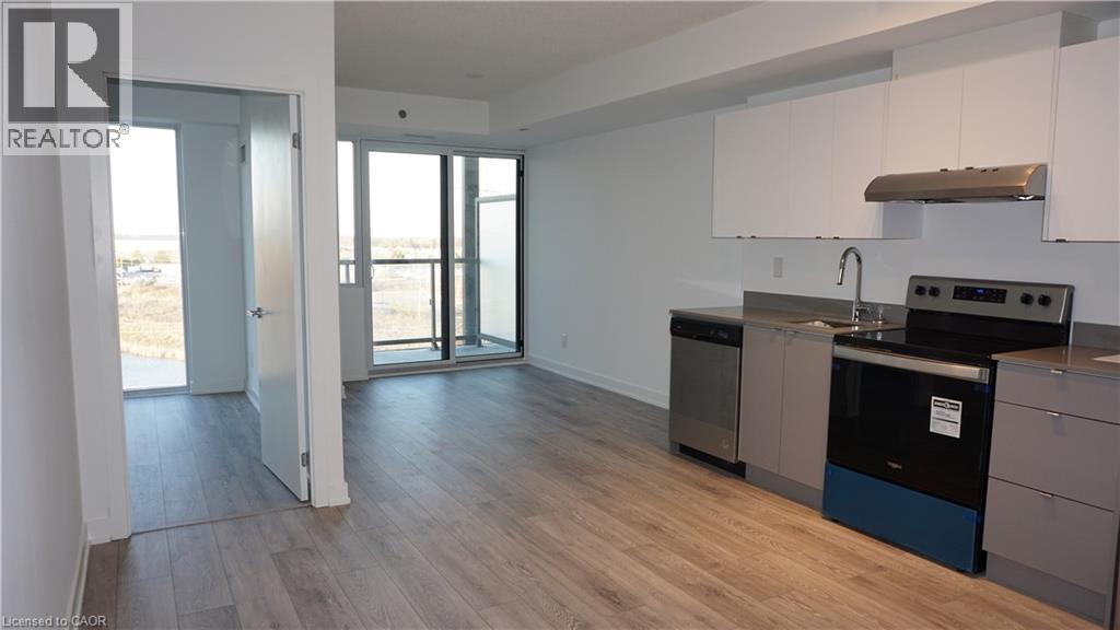 3200 DAKOTA Common Unit# B705