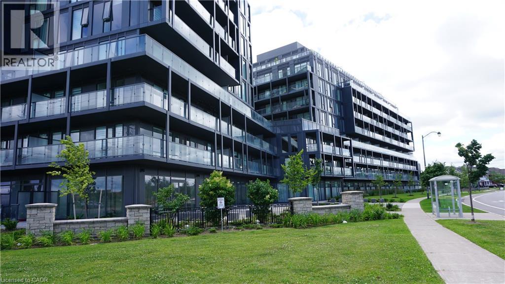 3200 DAKOTA Common Unit# B705