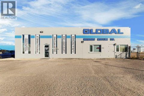 774 16 Street SW Medicine Hat AB T1A4X2