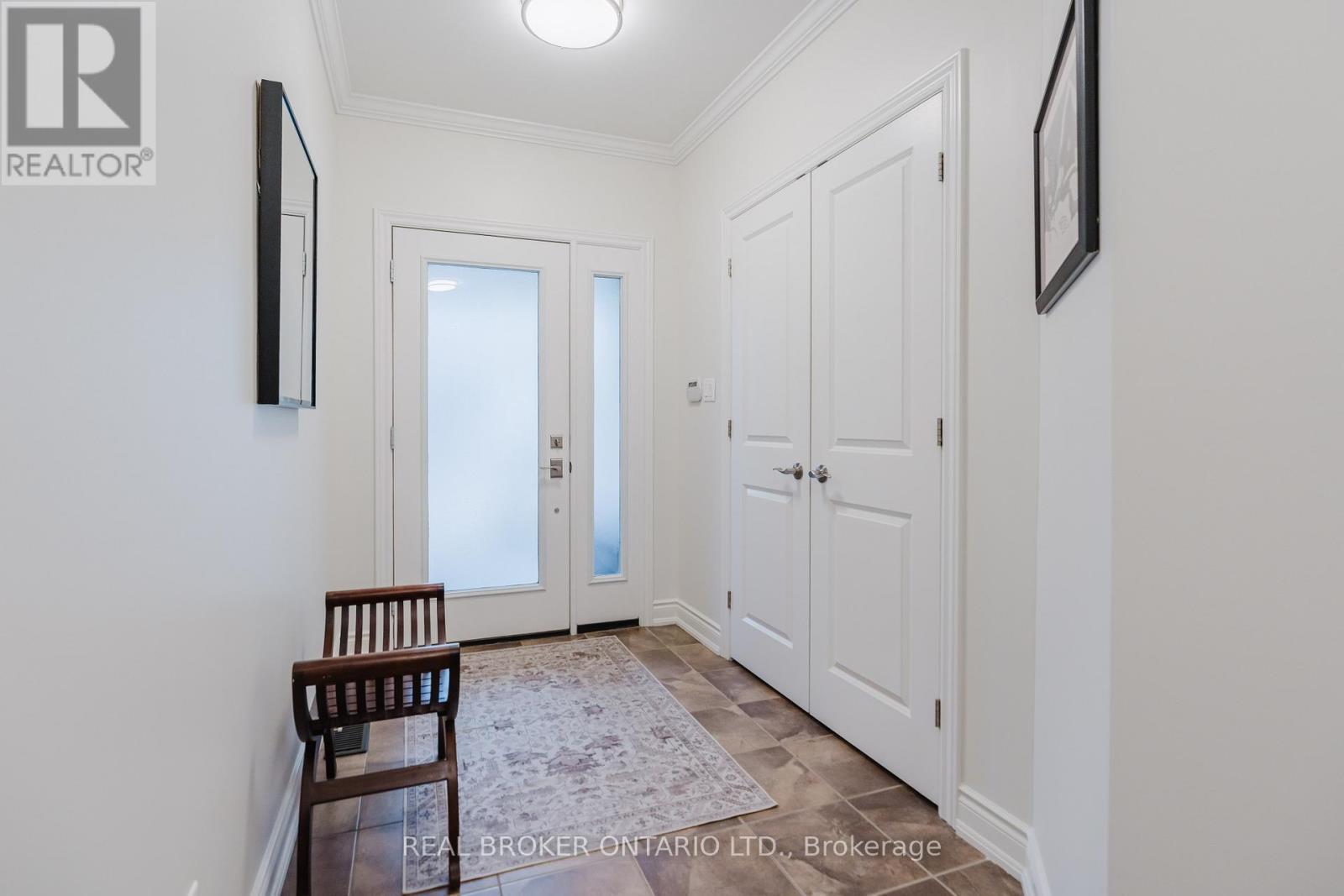279 CURRELL AVENUE