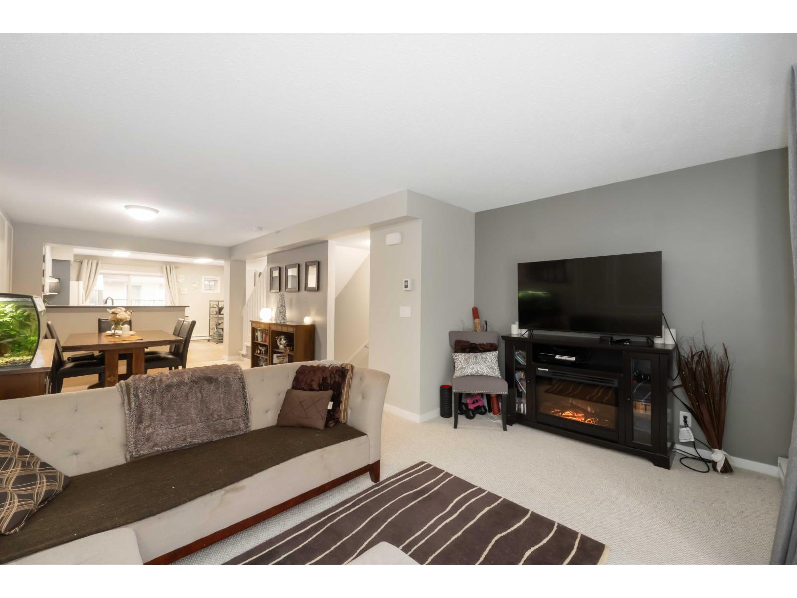 112 4401 BLAUSON BOULEVARD