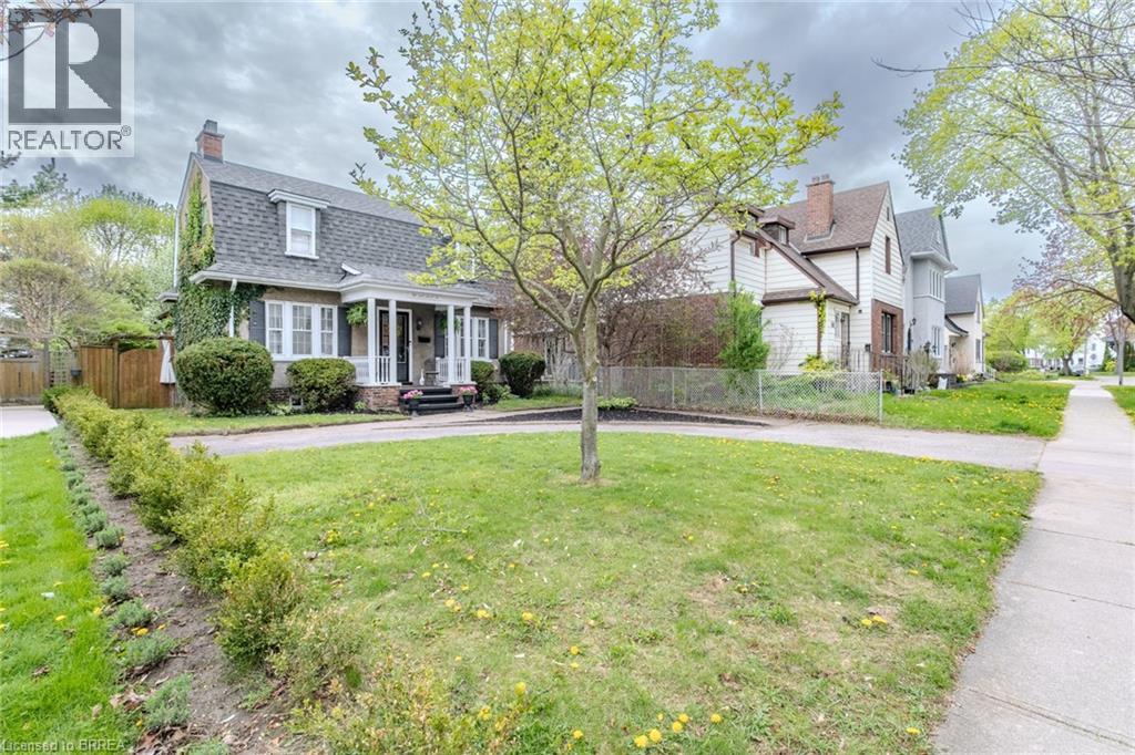58 LINCOLN Avenue