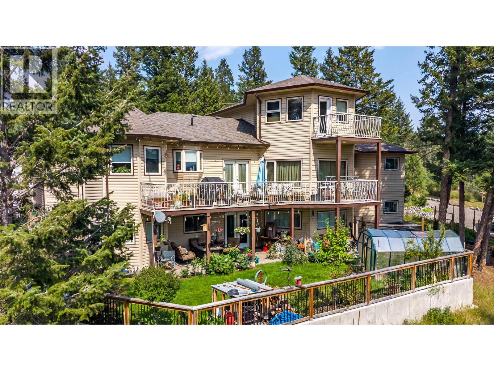 4882 GLOINNZUN CRESCENT