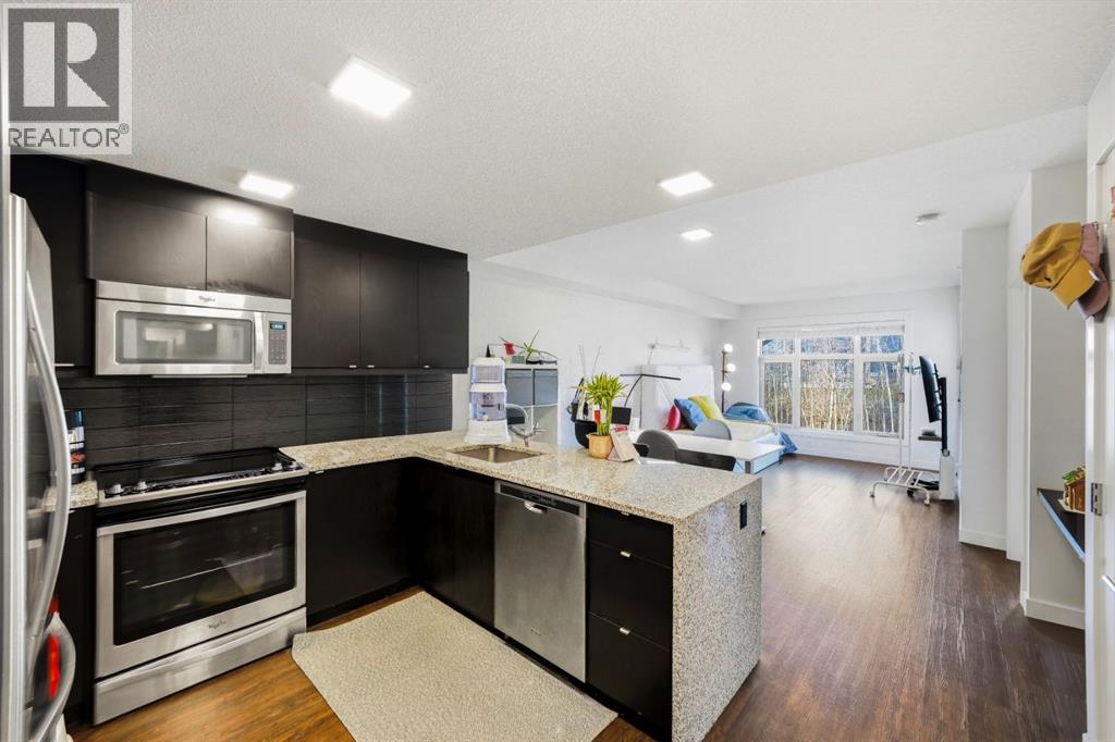 309, 15 Aspenmont Heights SW